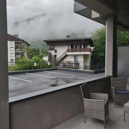Roomy Near Town And Lift, Free Wifi And Parking