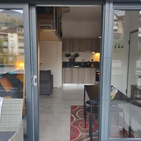 Roomy Near Town And Lift, Free Wifi And Parking *