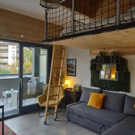 Roomy Near Town And Lift, Free Wifi And Parking *